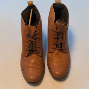 Clarks Tan Lace-Up Ankle Booties